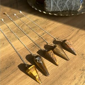 🐅 Tigers eye crystal pendulum 🐅